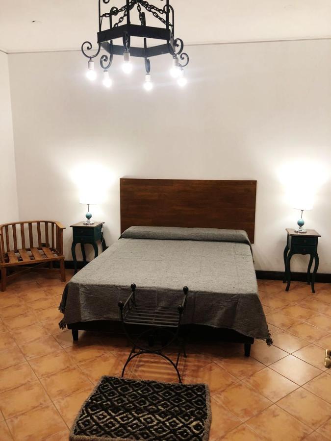 Отель Petit Deluxe Сальта Экстерьер фото